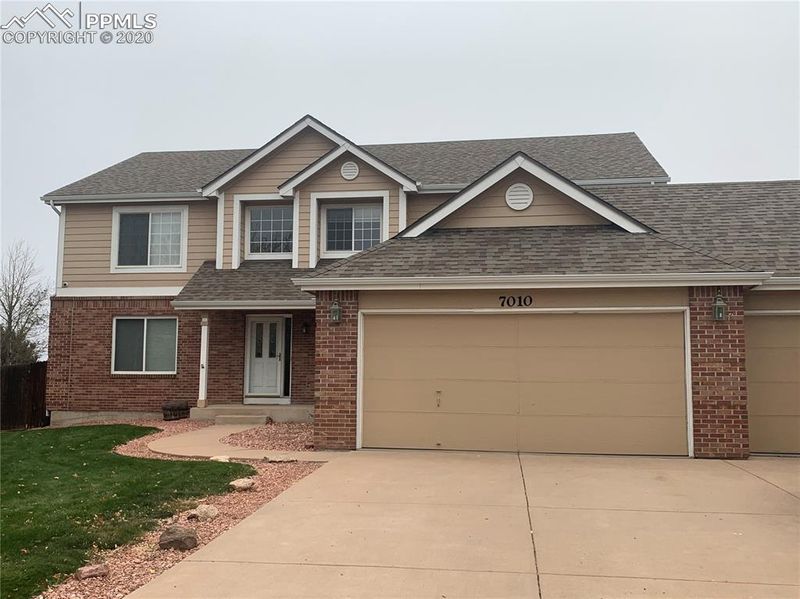 7010 Hillbeck Dr, Colorado Springs, CO 80922