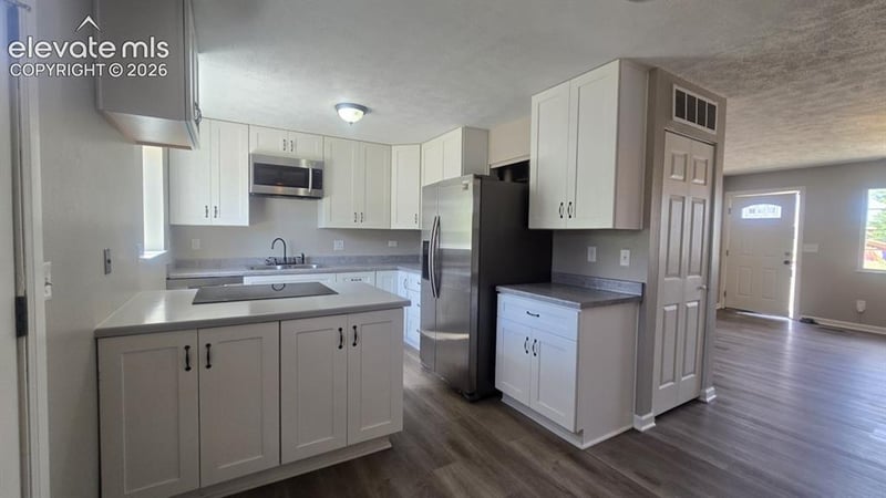 7010 Shoshone Way, Colorado Springs, CO 80915