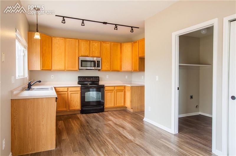 7016 Mcewan St, Colorado Springs, CO 80922