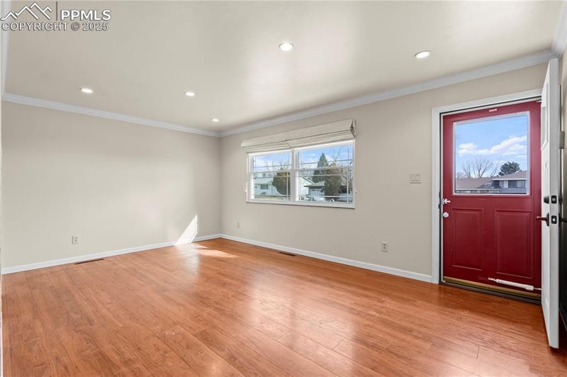 702 Kingsley Dr, Colorado Springs, CO 80909