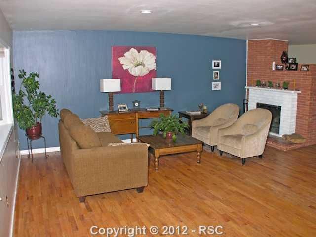702 Pleasant St, Colorado Springs, CO 80904