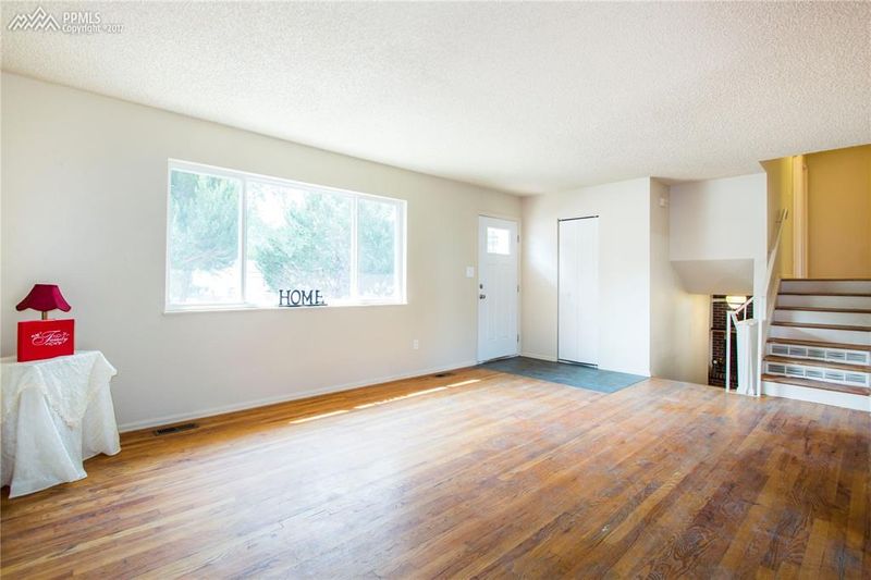 7020 Coolidge Ct, Colorado Springs, CO 80911