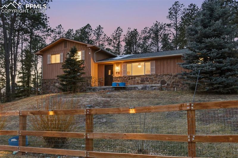 7020 Wildridge Rd, Colorado Springs, CO 80908