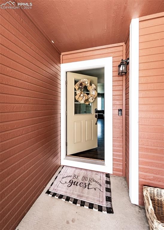 7022 Whitebark Ln, Colorado Springs, CO 80927