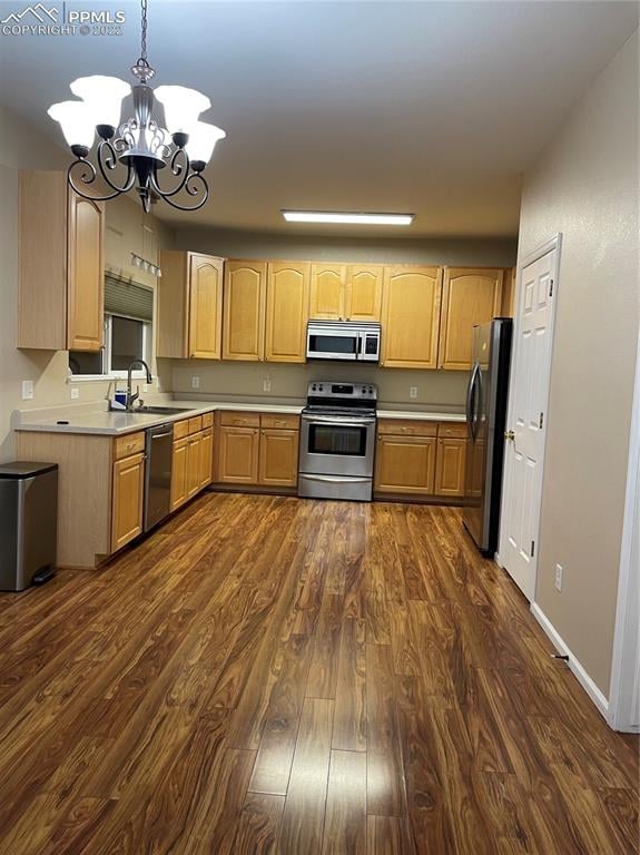 7024 Alcove Springs Dr, Colorado Springs, CO 80923