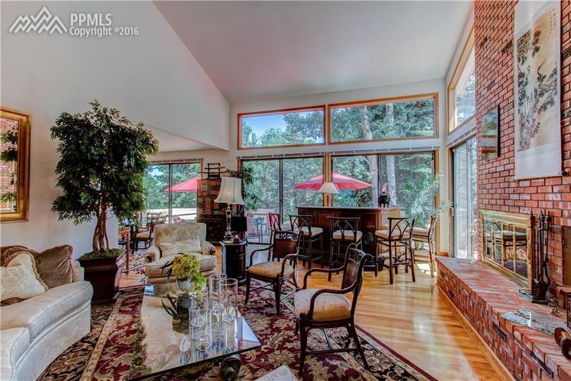 703 Count Pourtales Rd, Colorado Springs, CO 80906