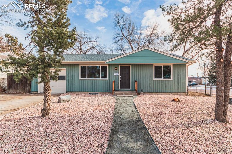 703 Holmes Dr, Colorado Springs, CO 80909