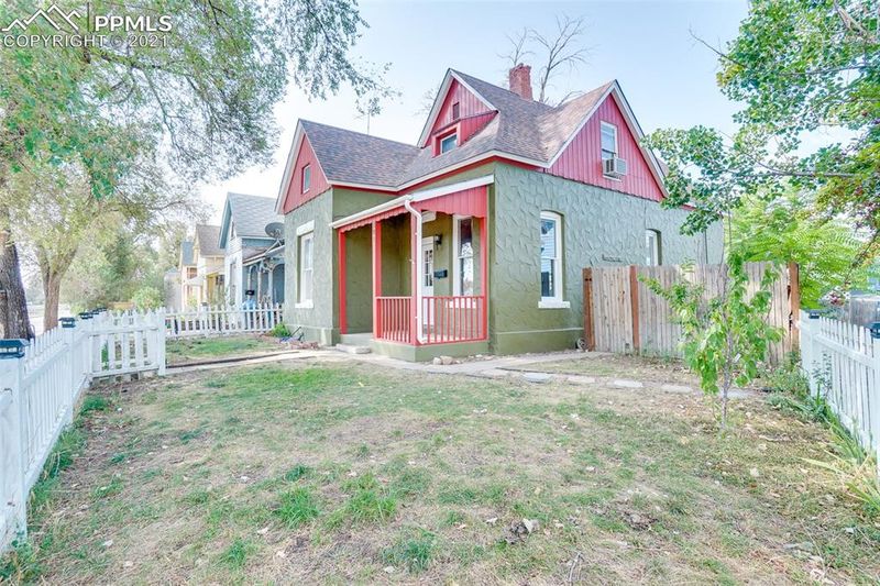 703 Palmer Ave, Pueblo, CO 81004