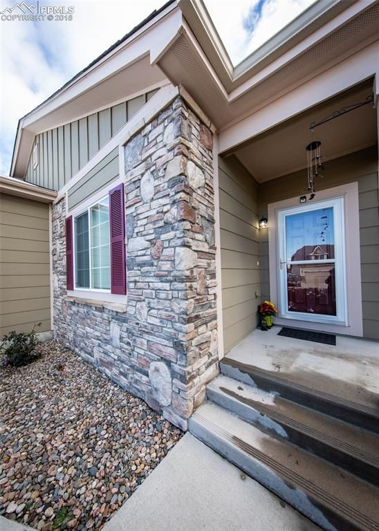 7035 Creekfront Dr, Fountain, CO 80817