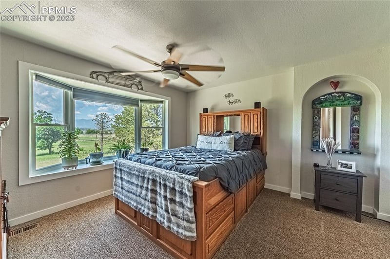 7035 Heritage Rd, Colorado Springs, CO 80925