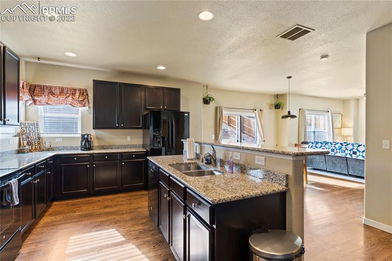 7038 Dutch Loop, Colorado Springs, CO 80925