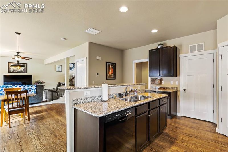 7038 Dutch Loop, Colorado Springs, CO 80925