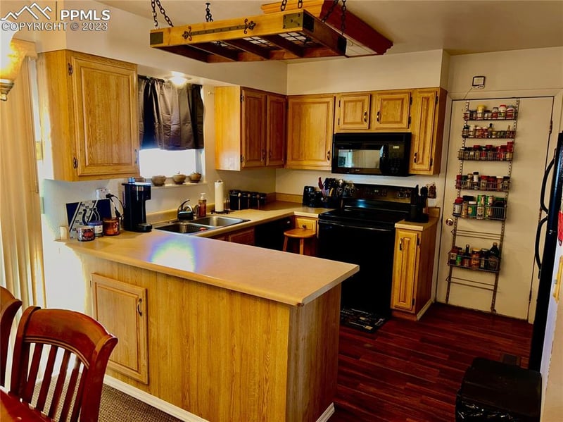 7040 Woody Creek Dr, Colorado Springs, CO 80911