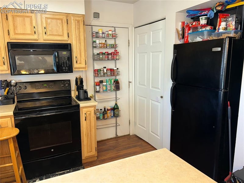 7040 Woody Creek Dr, Colorado Springs, CO 80911