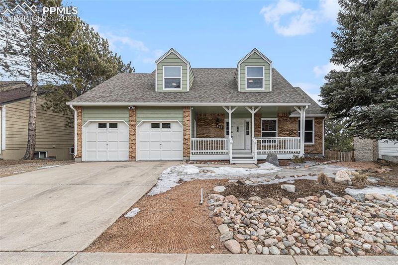 705 Saddlemountain Rd, Colorado Springs, CO 80919