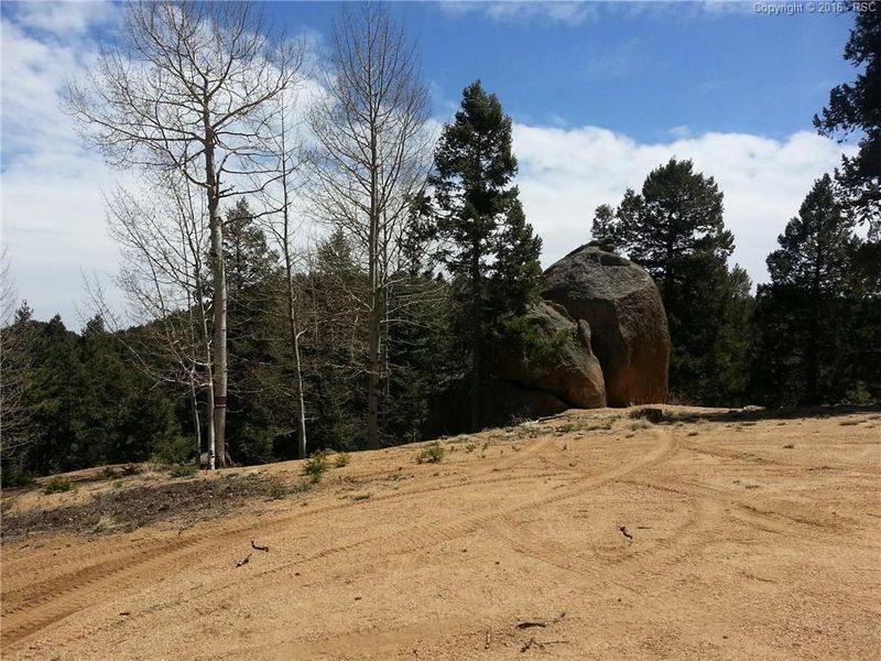 705 Steep Rd, Manitou Springs, CO 80829