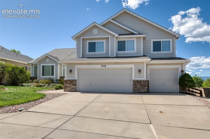 705 Witchhazel Ct, Colorado Springs, CO 80921