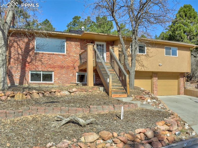 7050 Buckhorn Cir, Colorado Springs, CO 80919