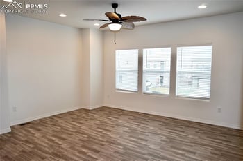 706 Grissom Dr, Colorado Springs, CO 80915