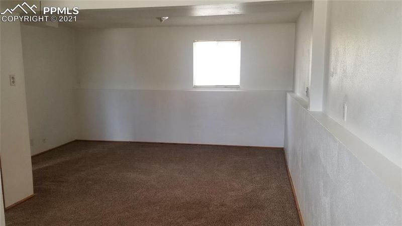 7060 Chippewa Rd, Colorado Springs, CO 80915