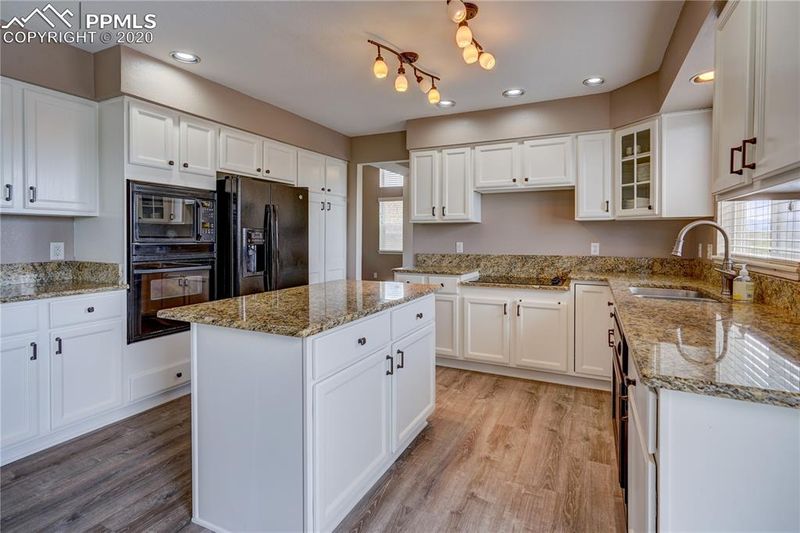 7060 Highcroft Dr, Colorado Springs, CO 80922