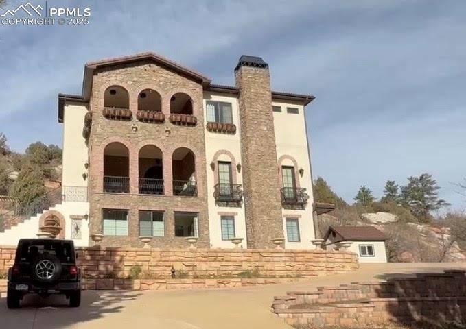 7065 Kiowa Rd, Larkspur, CO 80118