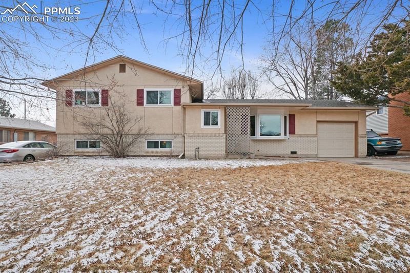 707 Dunston St, Colorado Springs, CO 80907