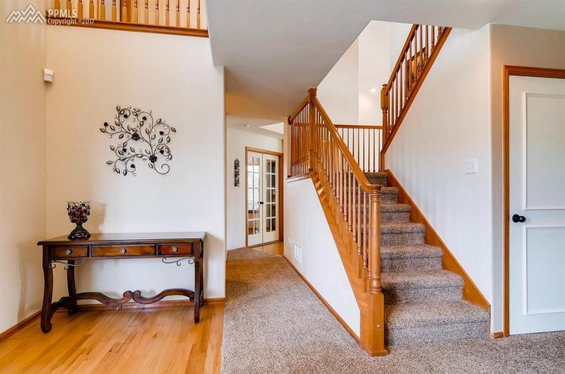 7071 Sapling Pl, Colorado Springs, CO 80922