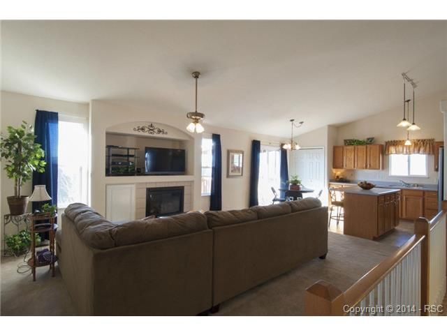 7075 Wagon Ridge Dr, Colorado Springs, CO 80923
