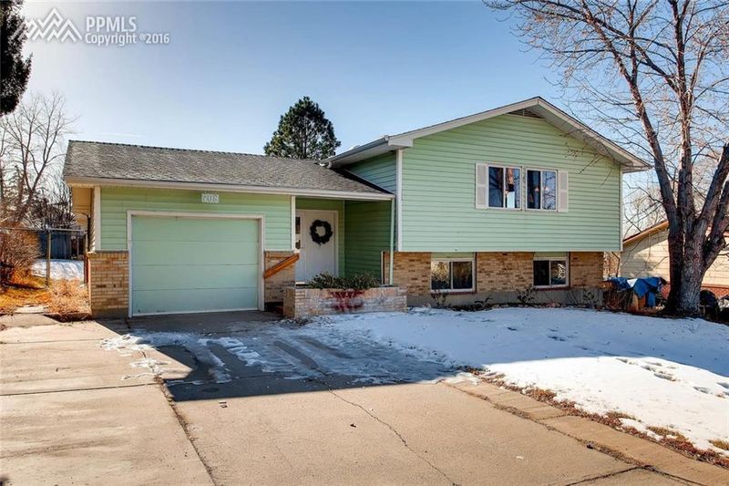 708 Raemar Dr, Colorado Springs, CO 80911