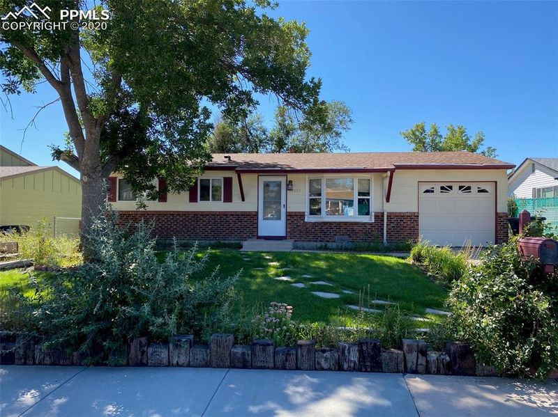 7085 Chippewa Rd, Colorado Springs, CO 80915