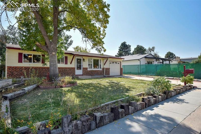 7085 Chippewa Rd, Colorado Springs, CO 80915