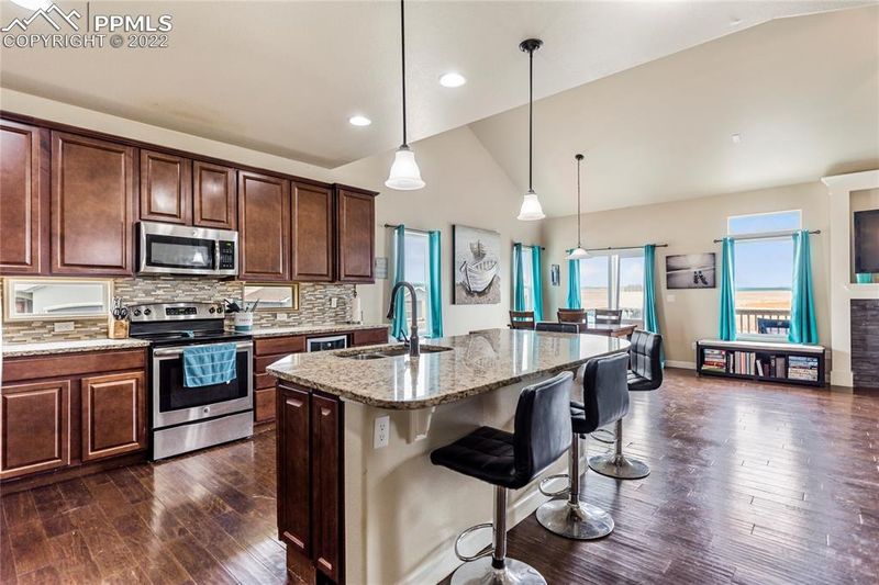7087 Dutch Loop, Colorado Springs, CO 80925