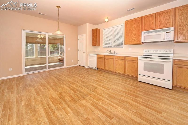 7089 Cattle Dr, Colorado Springs, CO 80922