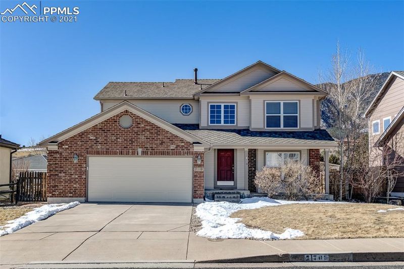 709 Capeglen Rd, Colorado Springs, CO 80906