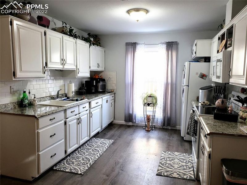 709 Zion Dr, Colorado Springs, CO 80910