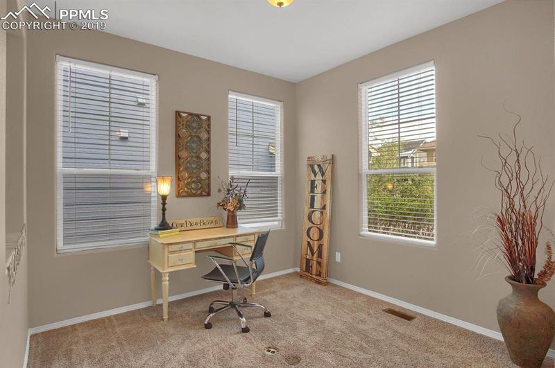7098 Silverwind Cir, Colorado Springs, CO 80923