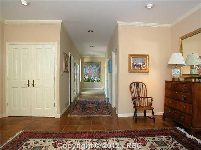71 Cheyenne Mountain Blvd, Colorado Springs, CO 80906