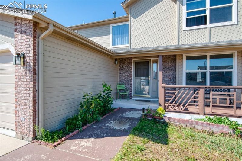 710 Pennington Dr, Colorado Springs, CO 80911