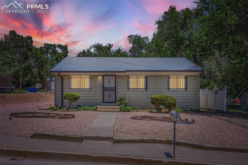710 W Washington St, Colorado Springs, CO 80907