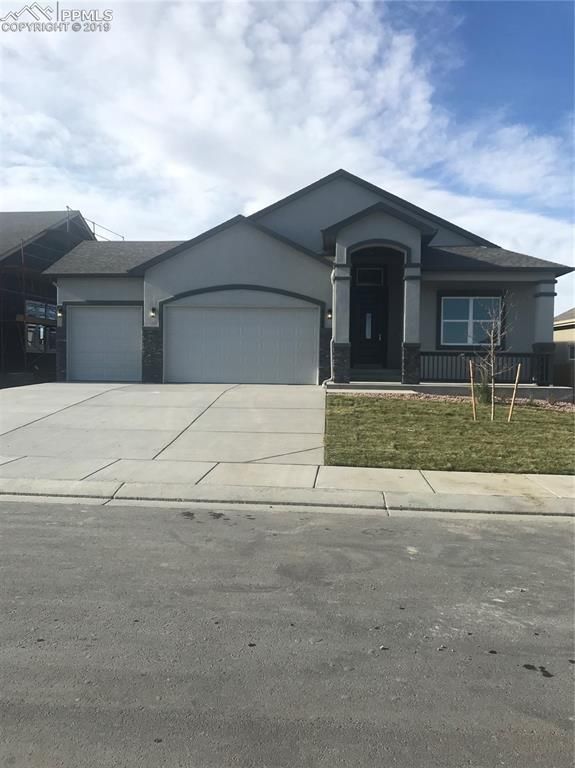 7106 Peachleaf Dr, Colorado Springs, CO 80925