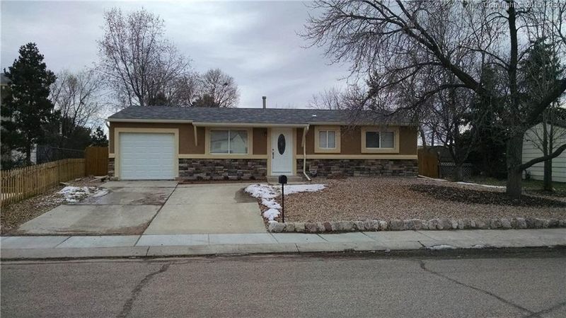 7109 Chippewa Rd, Colorado Springs, CO 80915