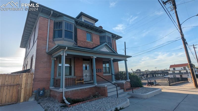 711 N Albany Ave, Pueblo, CO 81003