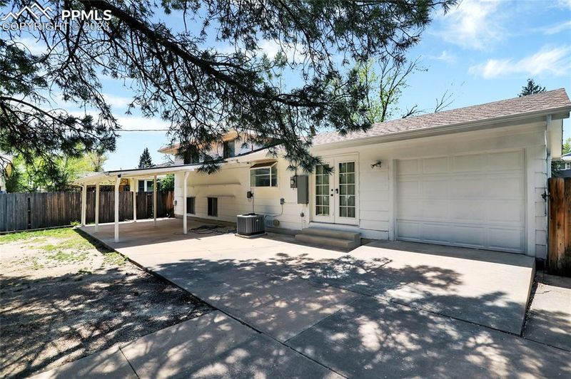 711 Holmes Dr, Colorado Springs, CO 80909
