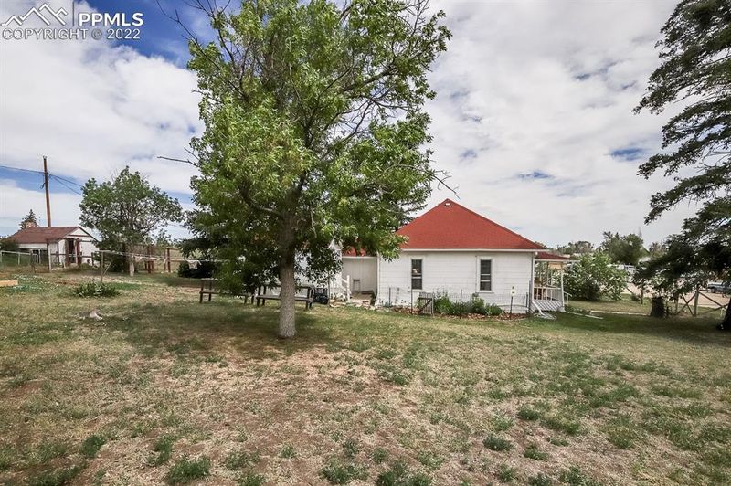 711 Navajo Ave, Simla, CO 80835