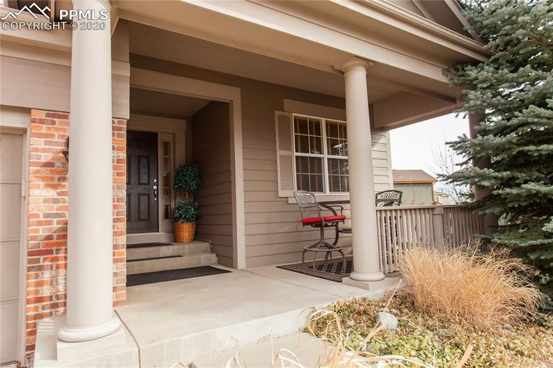 7111 Serena Dr, Castle Pines, CO 80108