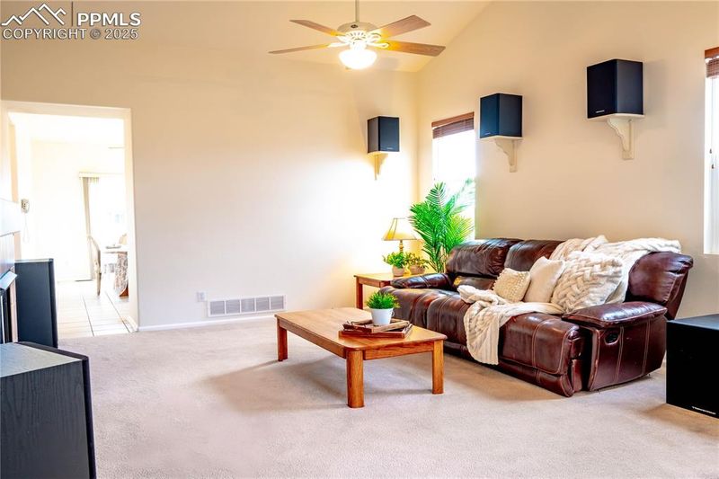 7117 Saddle Up Dr, Colorado Springs, CO 80922