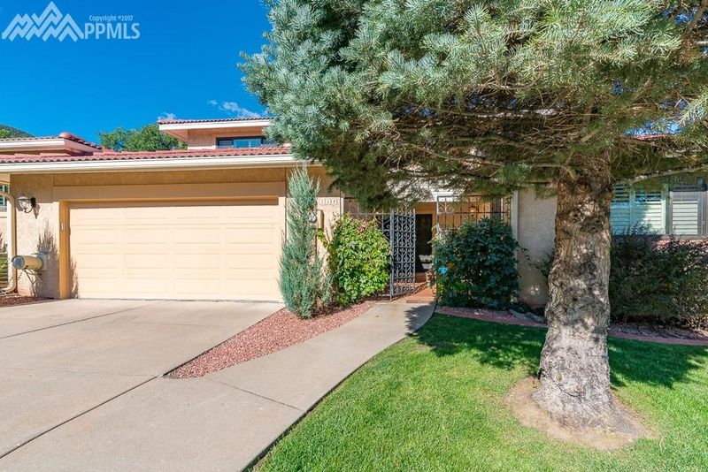 712 Count Pourtales Dr, Colorado Springs, CO 80906