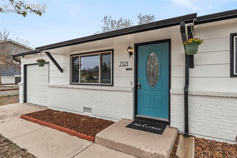7121 Palmer Park Blvd, Colorado Springs, CO 80915