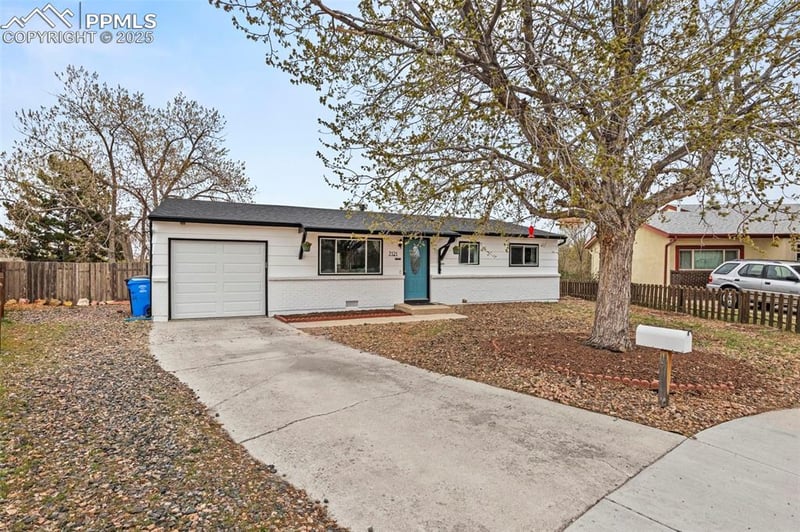 7121 Palmer Park Blvd, Colorado Springs, CO 80915